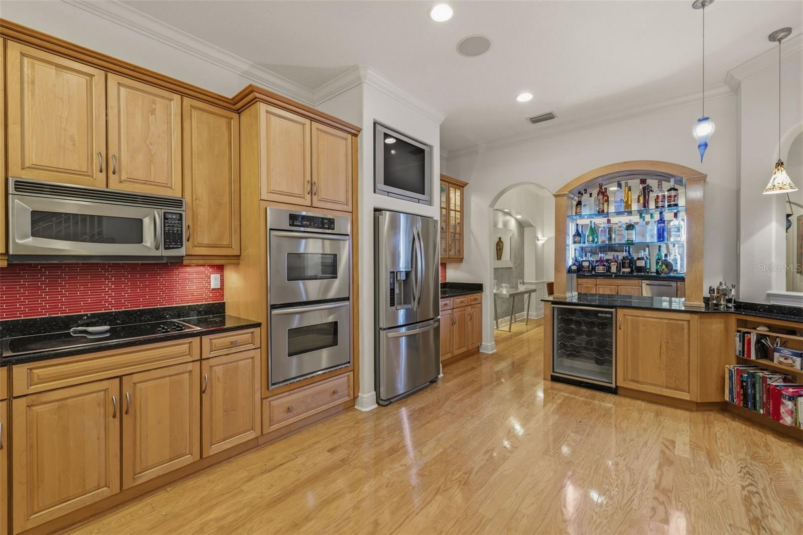 615 SAXONY BLVD