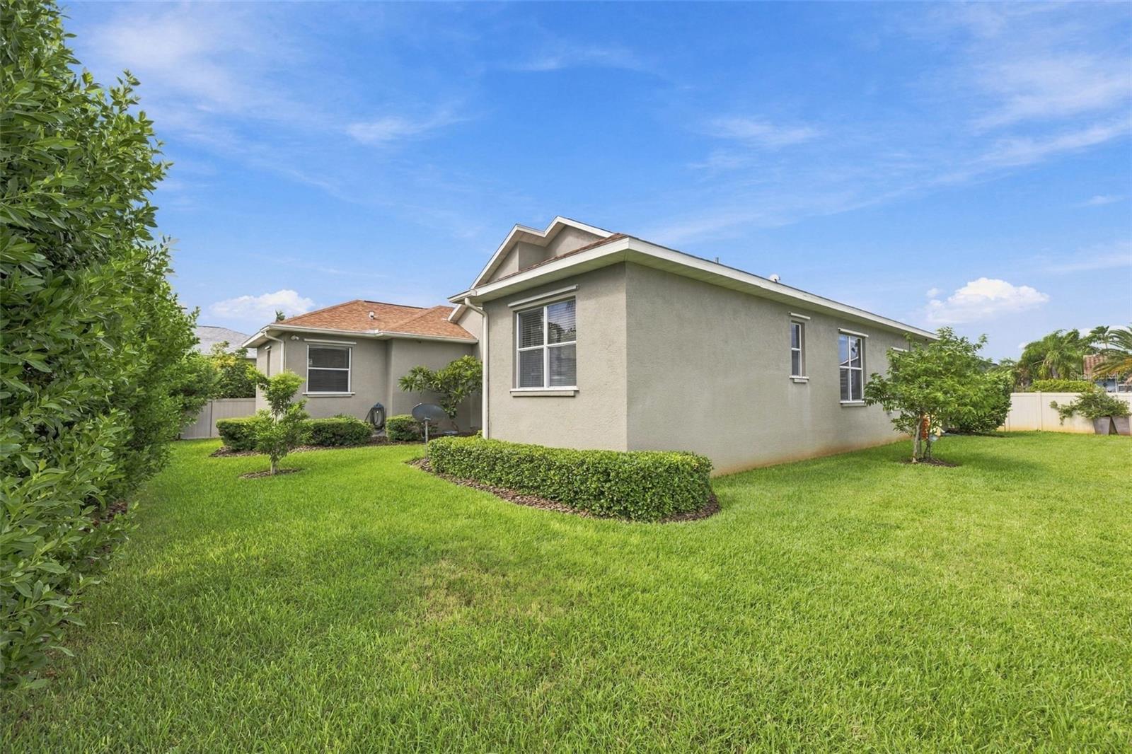 345 7TH AVE N
