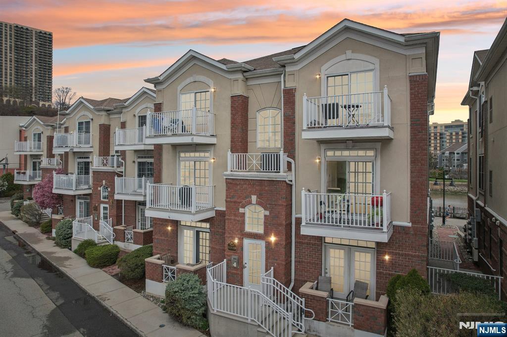 7706 Marine Road 117