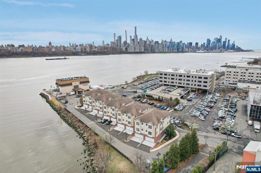 7706 Marine Road 117