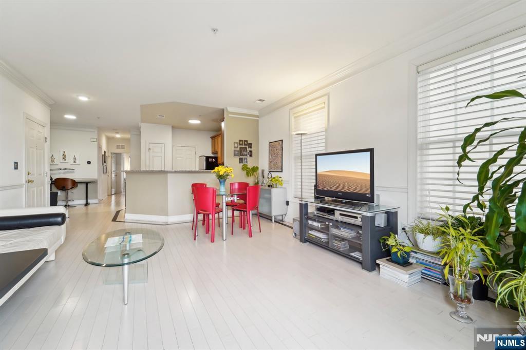 7706 Marine Road 117