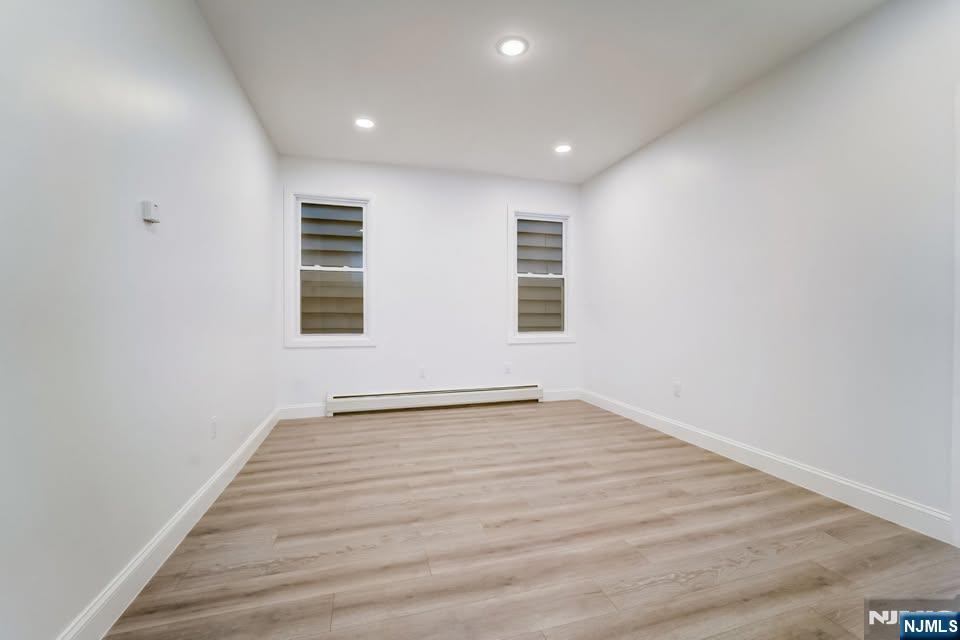 170 Front Street 1