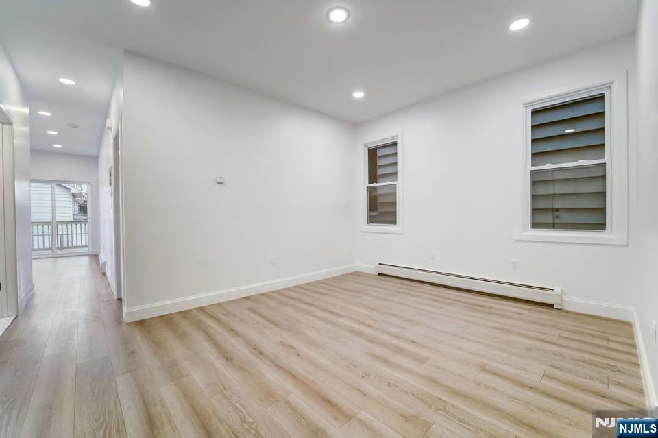 170 Front Street 1