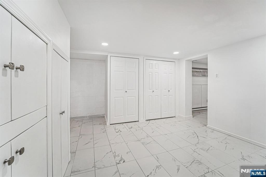 162 E Fairmount Avenue