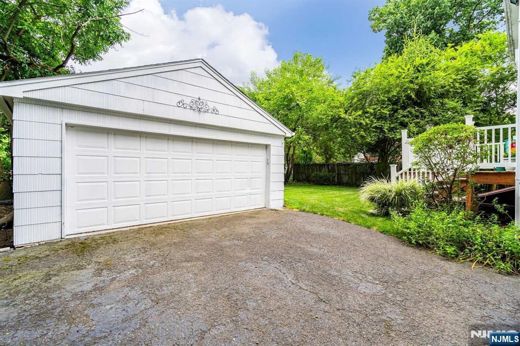 162 E Fairmount Avenue