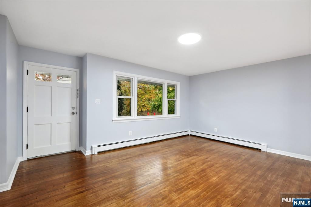 162 E Fairmount Avenue