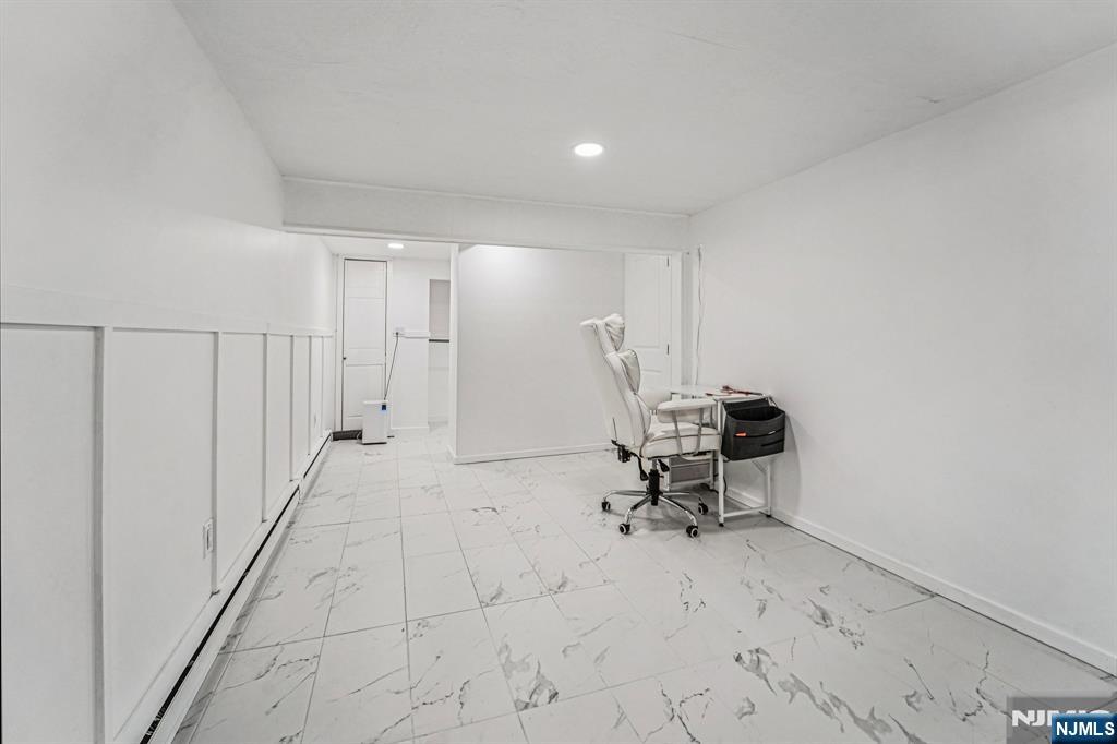 162 E Fairmount Avenue