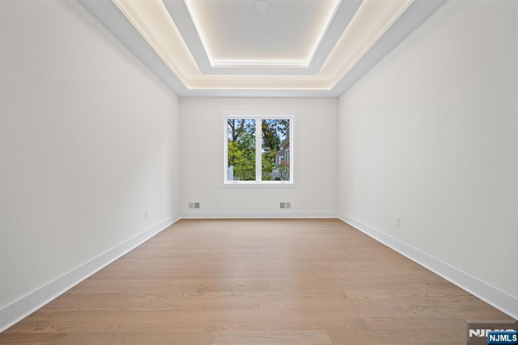 52 Congressional Parkway