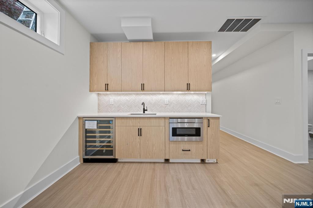 52 Congressional Parkway