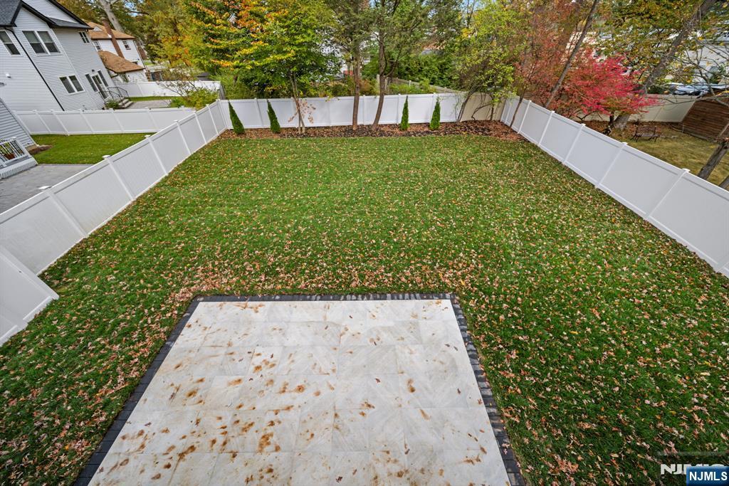 52 Congressional Parkway