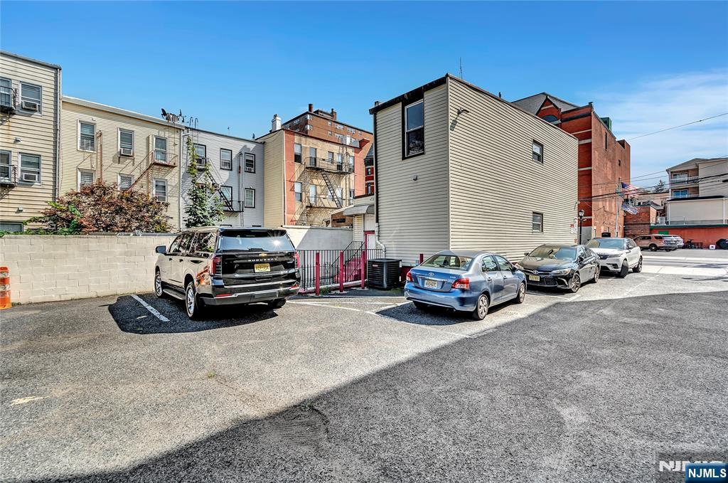 308 38th Street
