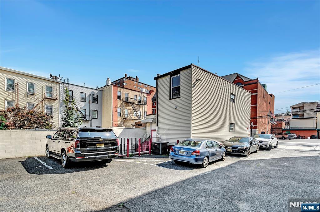 308 38th Street