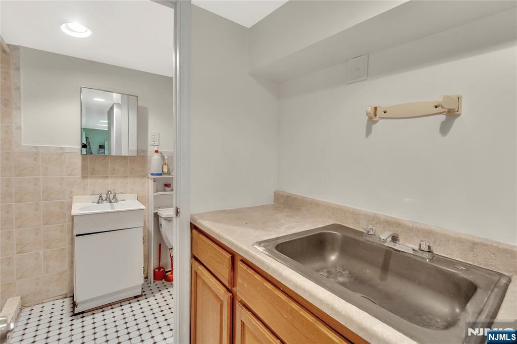 308 38th Street