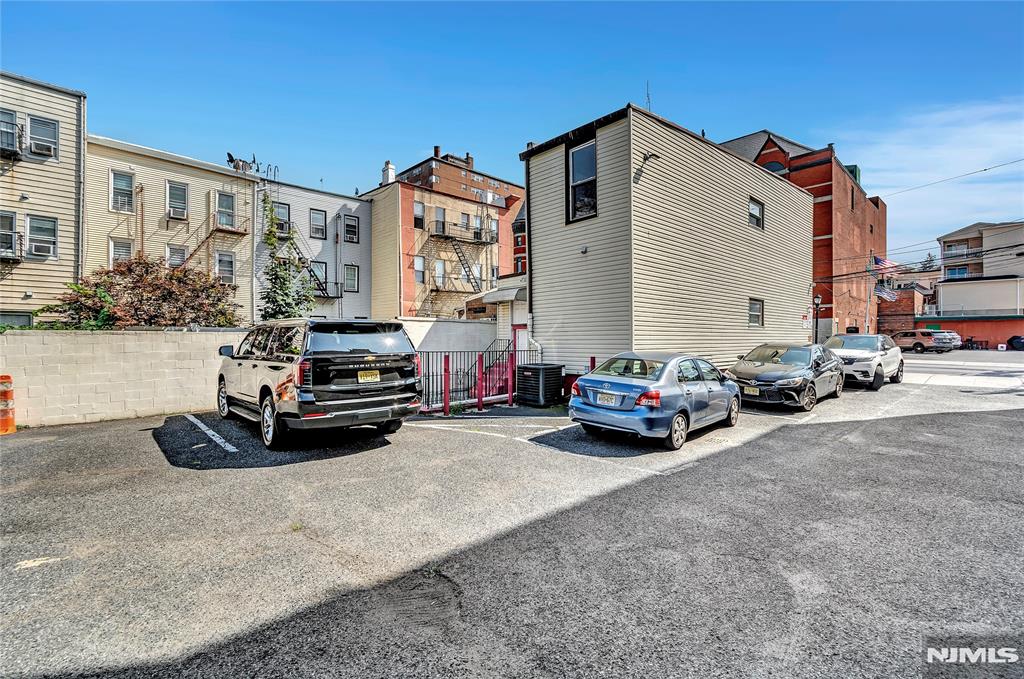 308 38th Street