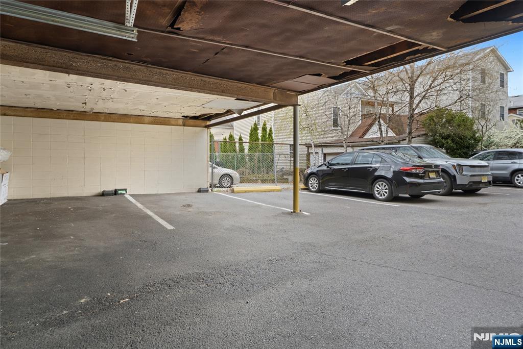 7117 Park Avenue A4