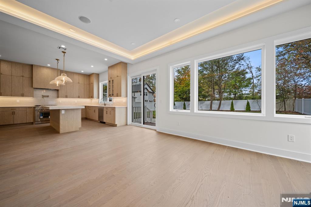 52 Congressional Parkway