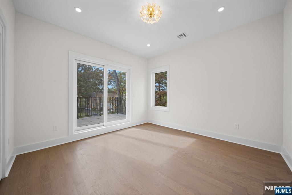 52 Congressional Parkway