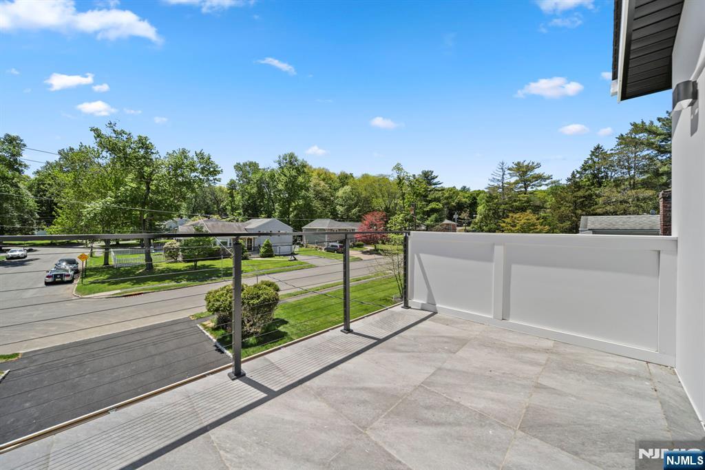 52 Congressional Parkway