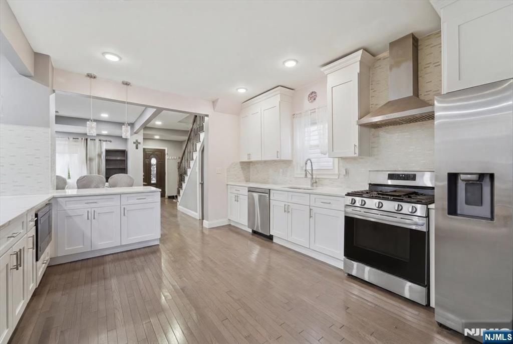 30 Getty Avenue