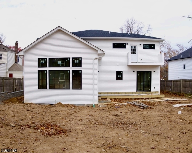 36 Crestview Hill Rd