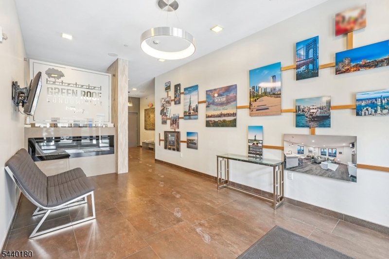 62 69Th St 209