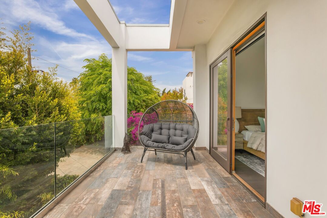 12443 W Sunset Blvd