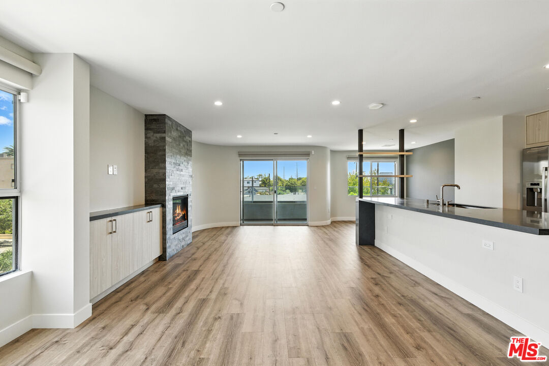 10951 National Blvd Unit: 303
