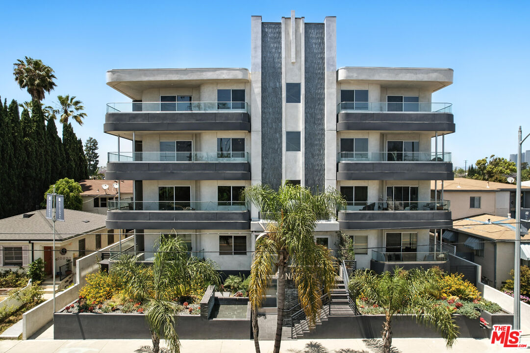 10951 National Blvd Unit: 303