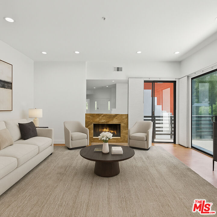 2646 Rinconia Dr
