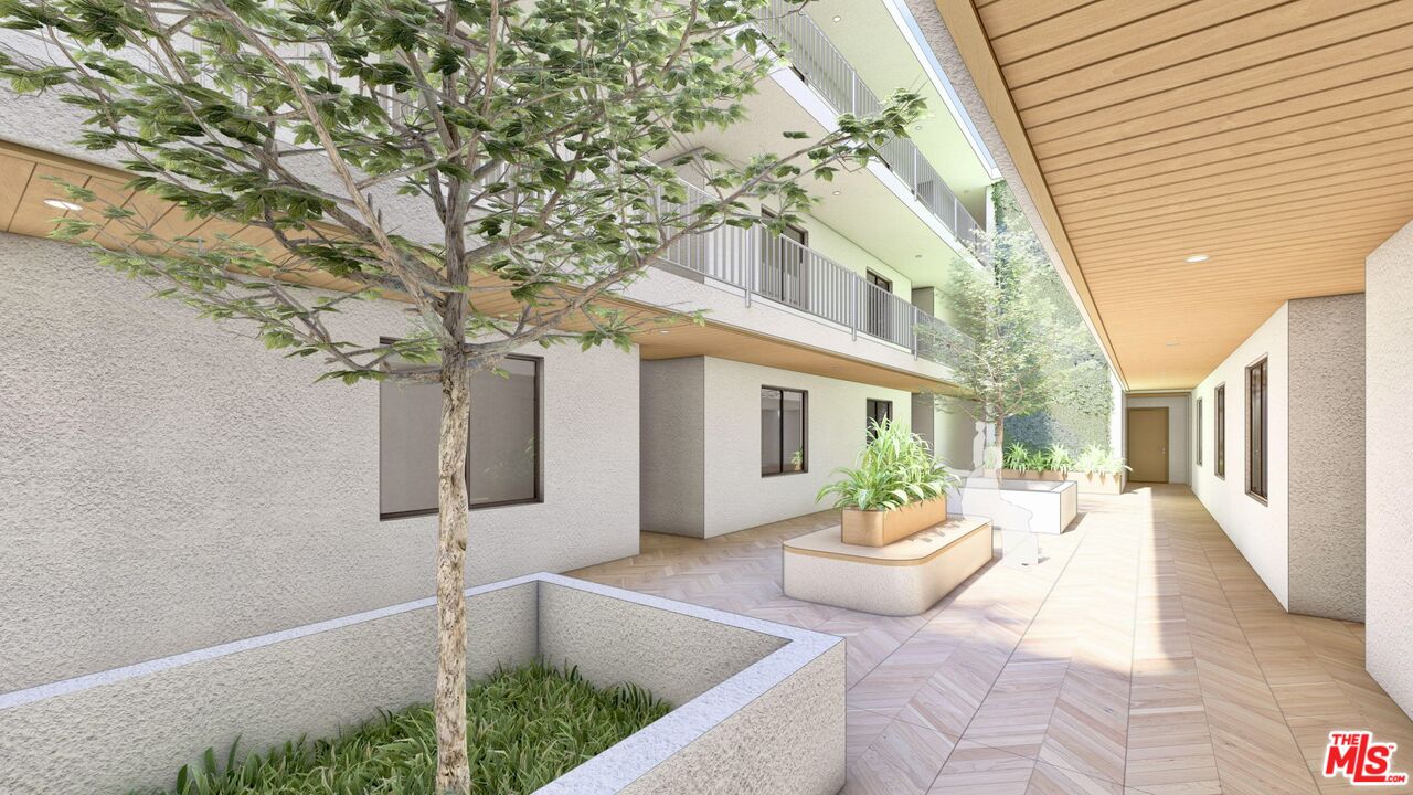 3750 Glendon Ave Unit: 34