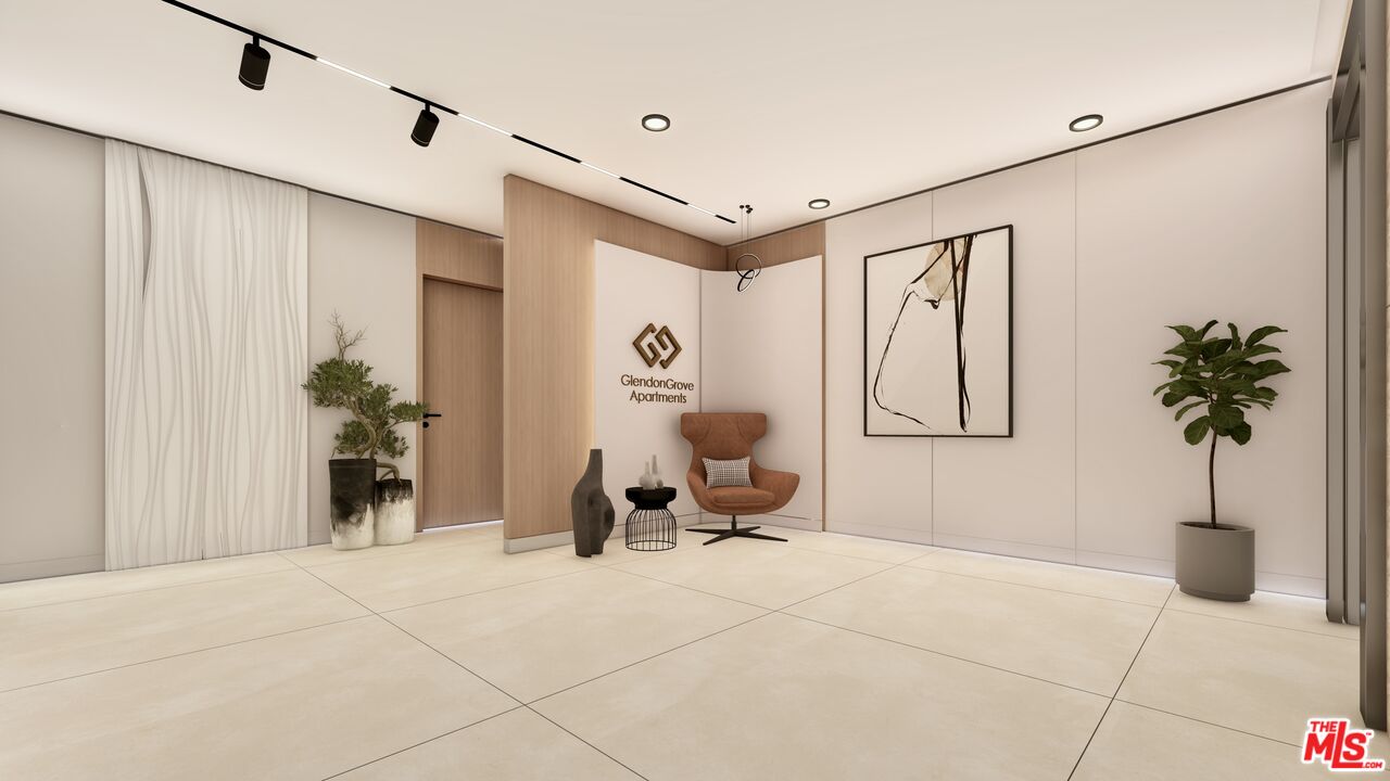 3750 Glendon Ave Unit: 34