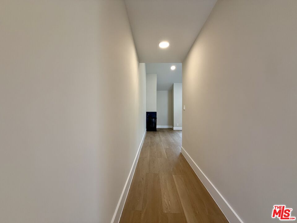 3750 Glendon Ave Unit: 34