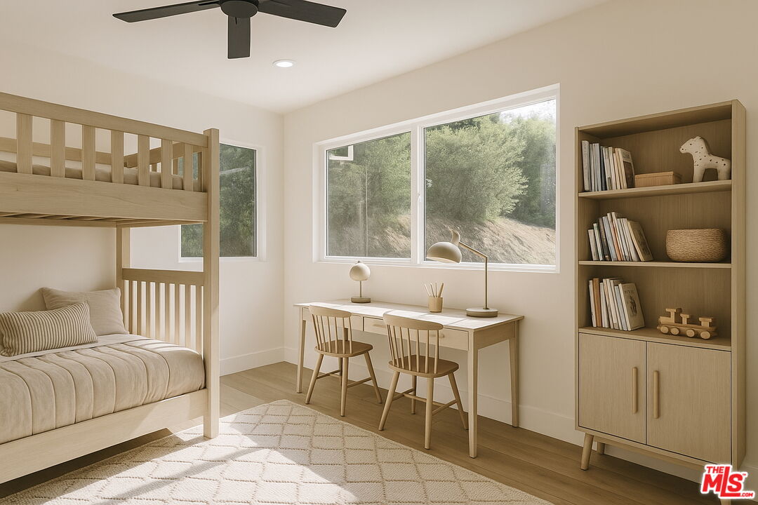 9425 Gierson Ave Unit: 1/2