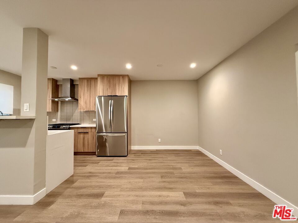 1307 Tamarind Ave Unit: 3