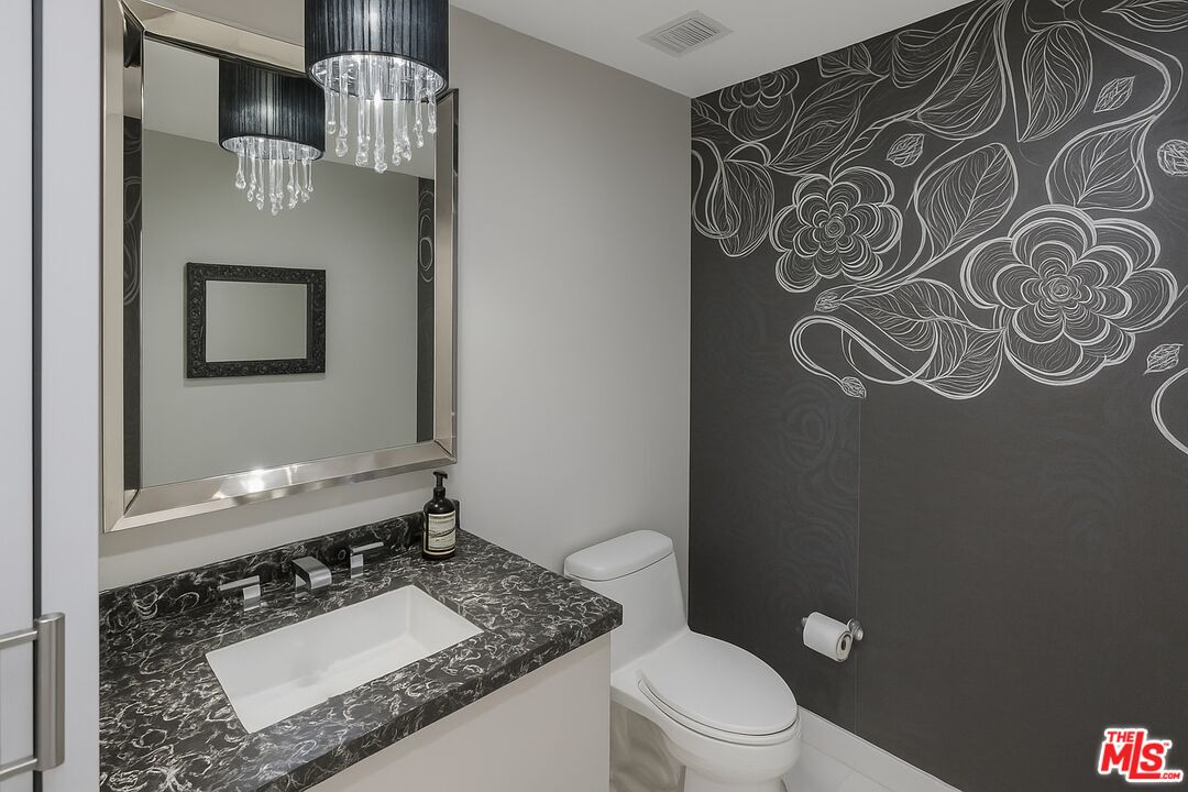 900 W Olympic Blvd Unit: 49C