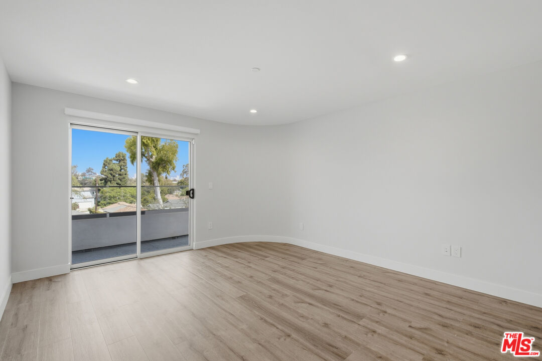 10951 National Blvd Unit: 303