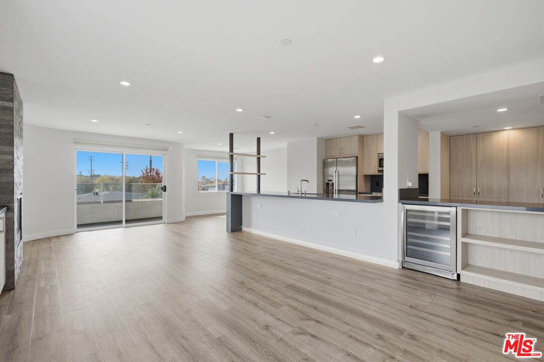 10951 National Blvd Unit: 303