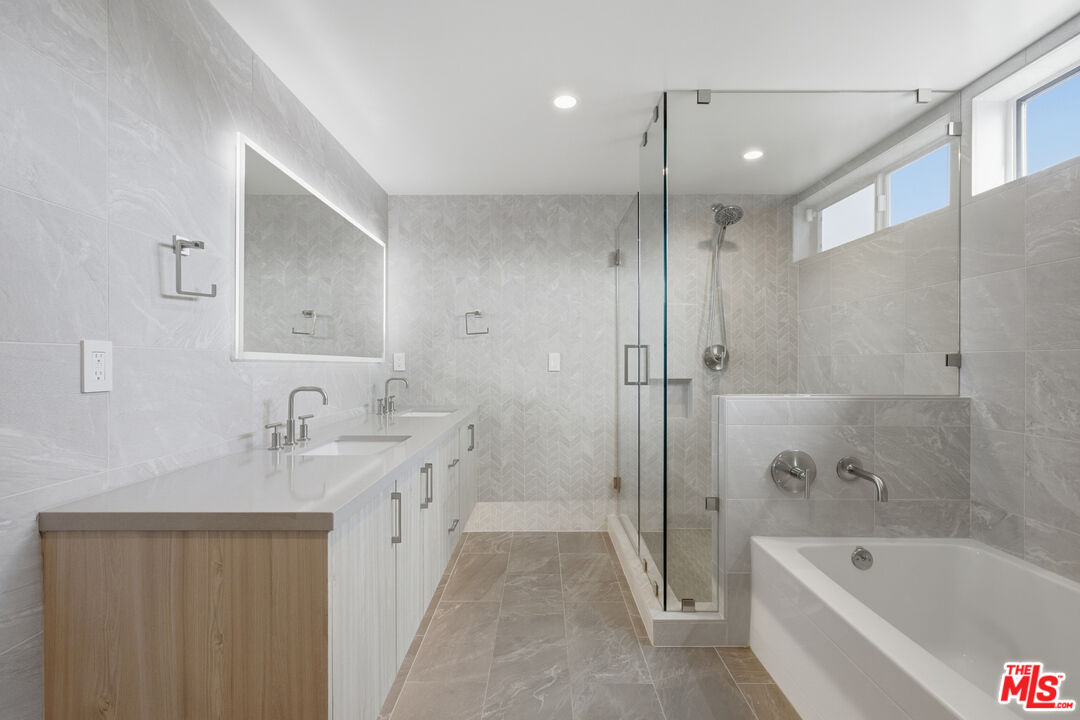 10951 National Blvd Unit: 303