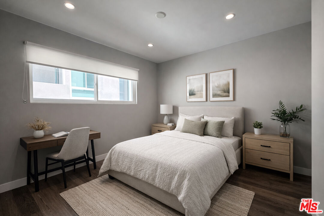 1307 Tamarind Ave Unit: 6