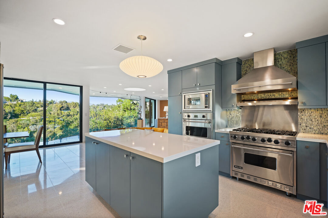 11541 Dona Teresa Dr