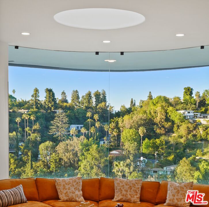 11541 Dona Teresa Dr