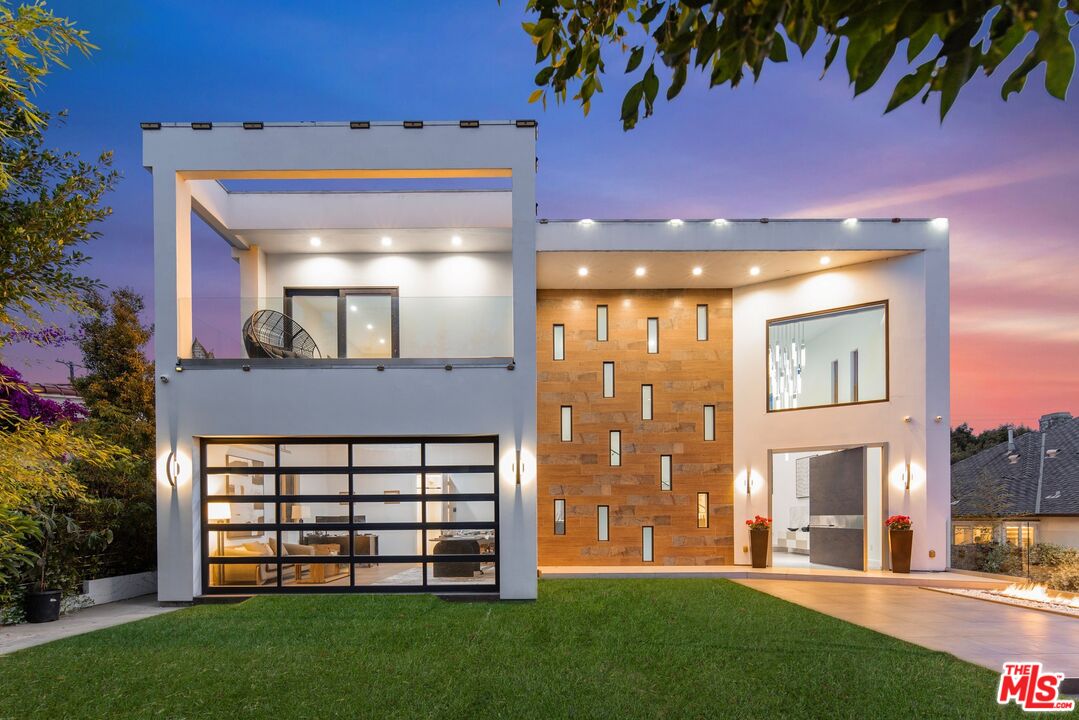 12443 W Sunset Blvd
