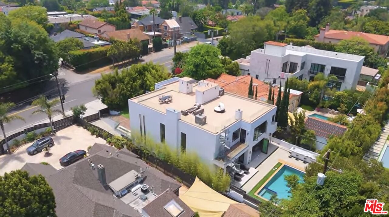 12443 W Sunset Blvd