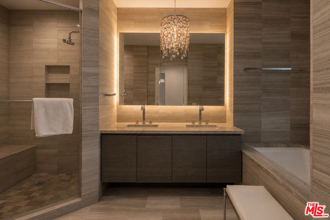 900 W Olympic Blvd Unit: 49C