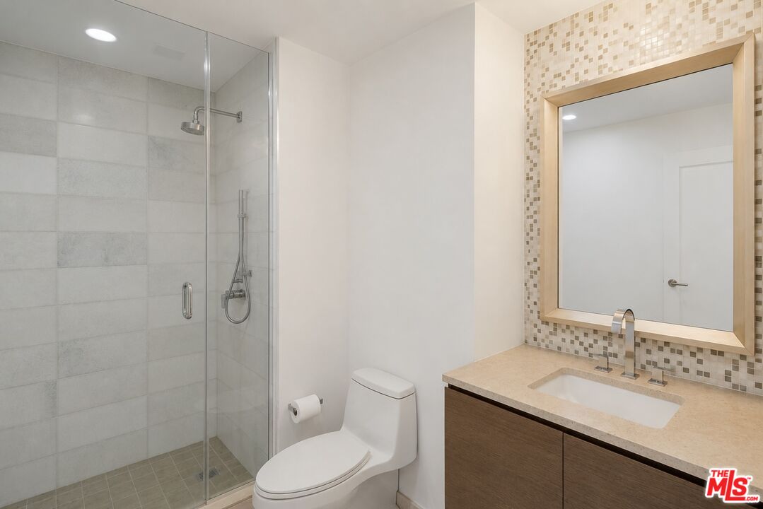 900 W Olympic Blvd Unit: 49C