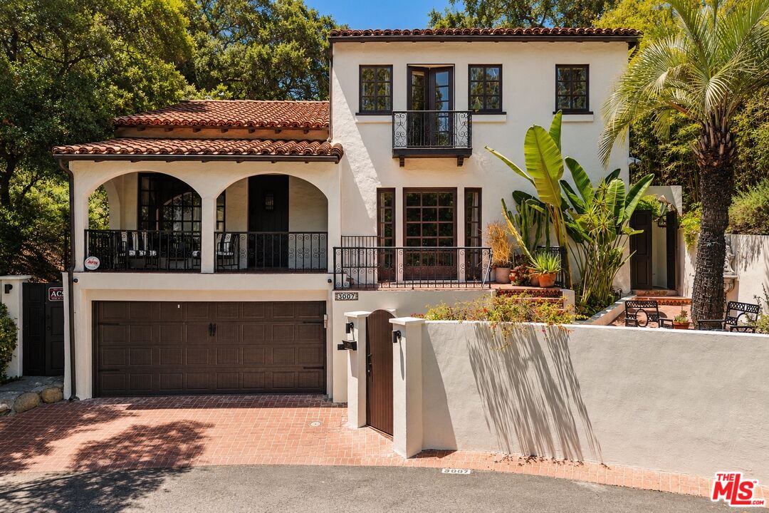 3007 Belden Dr