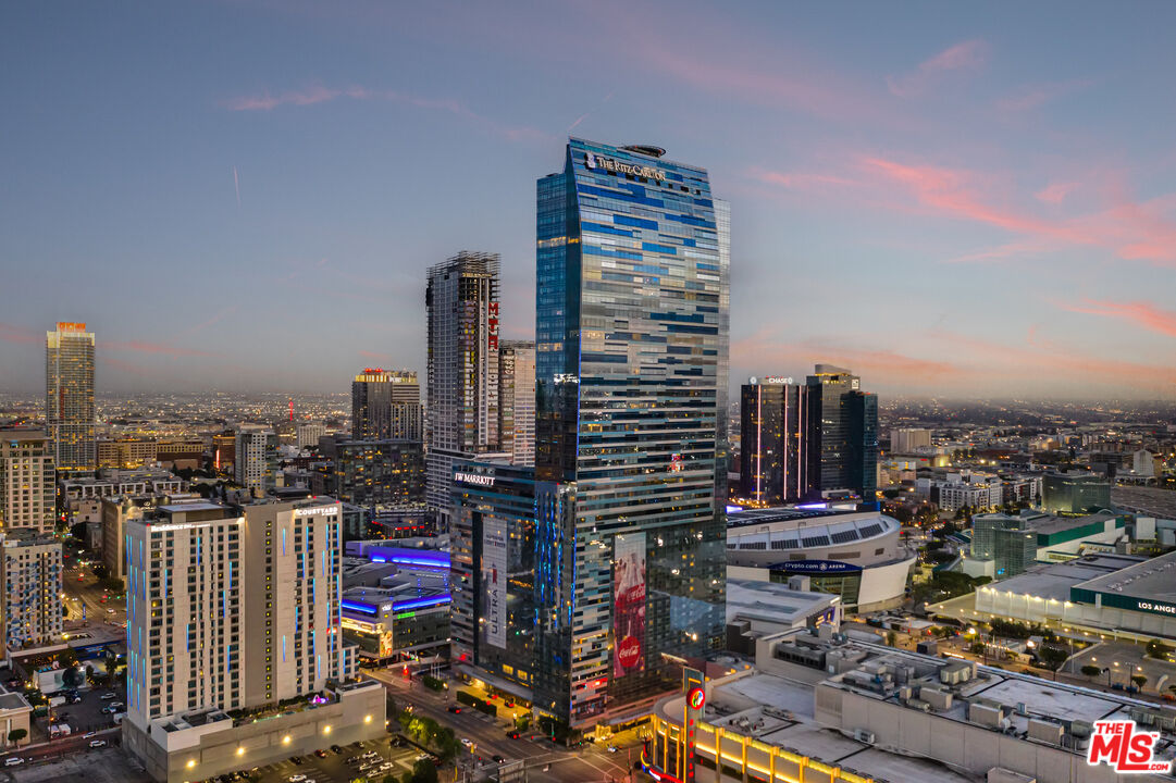 900 W Olympic Blvd Unit: 29H