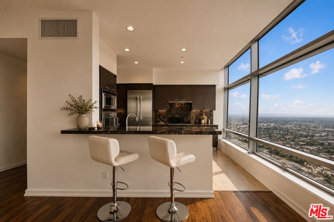 900 W Olympic Blvd Unit: 34J