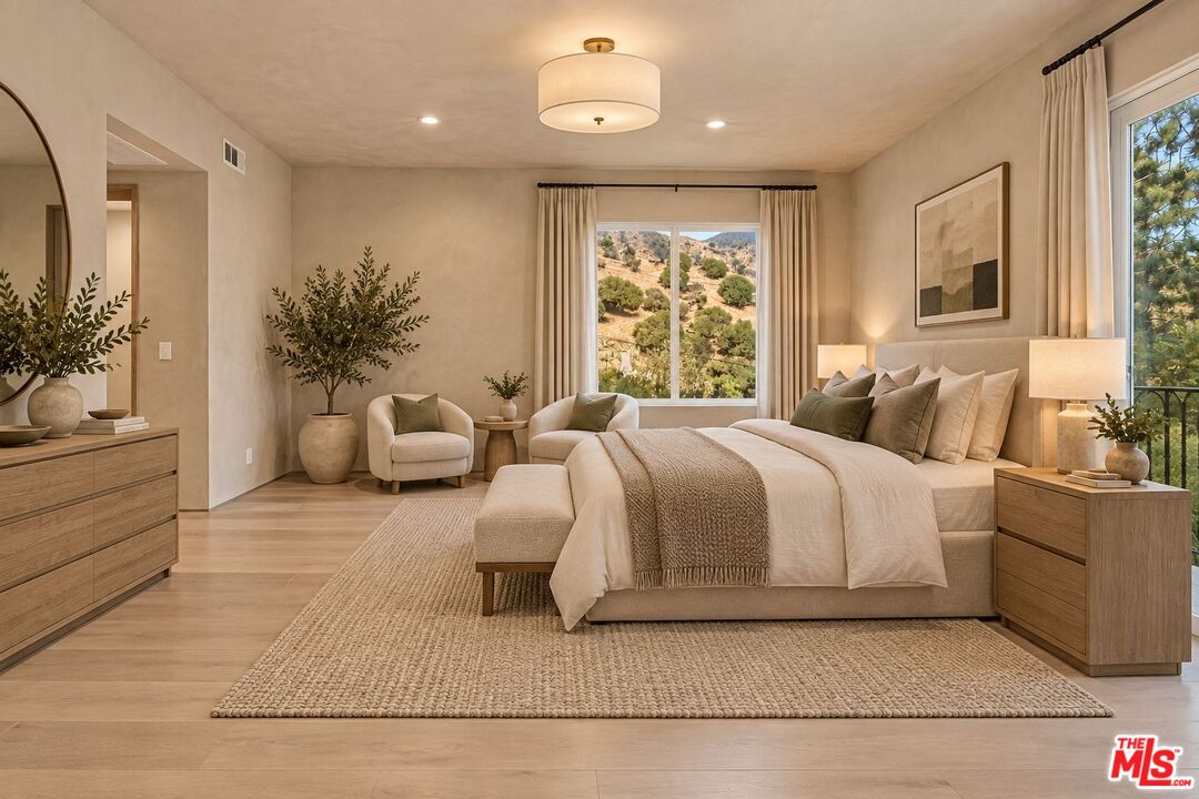 1969 Curson Pl