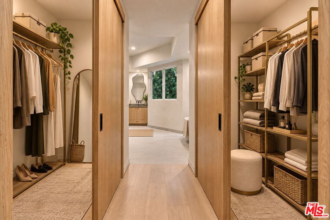 1969 Curson Pl